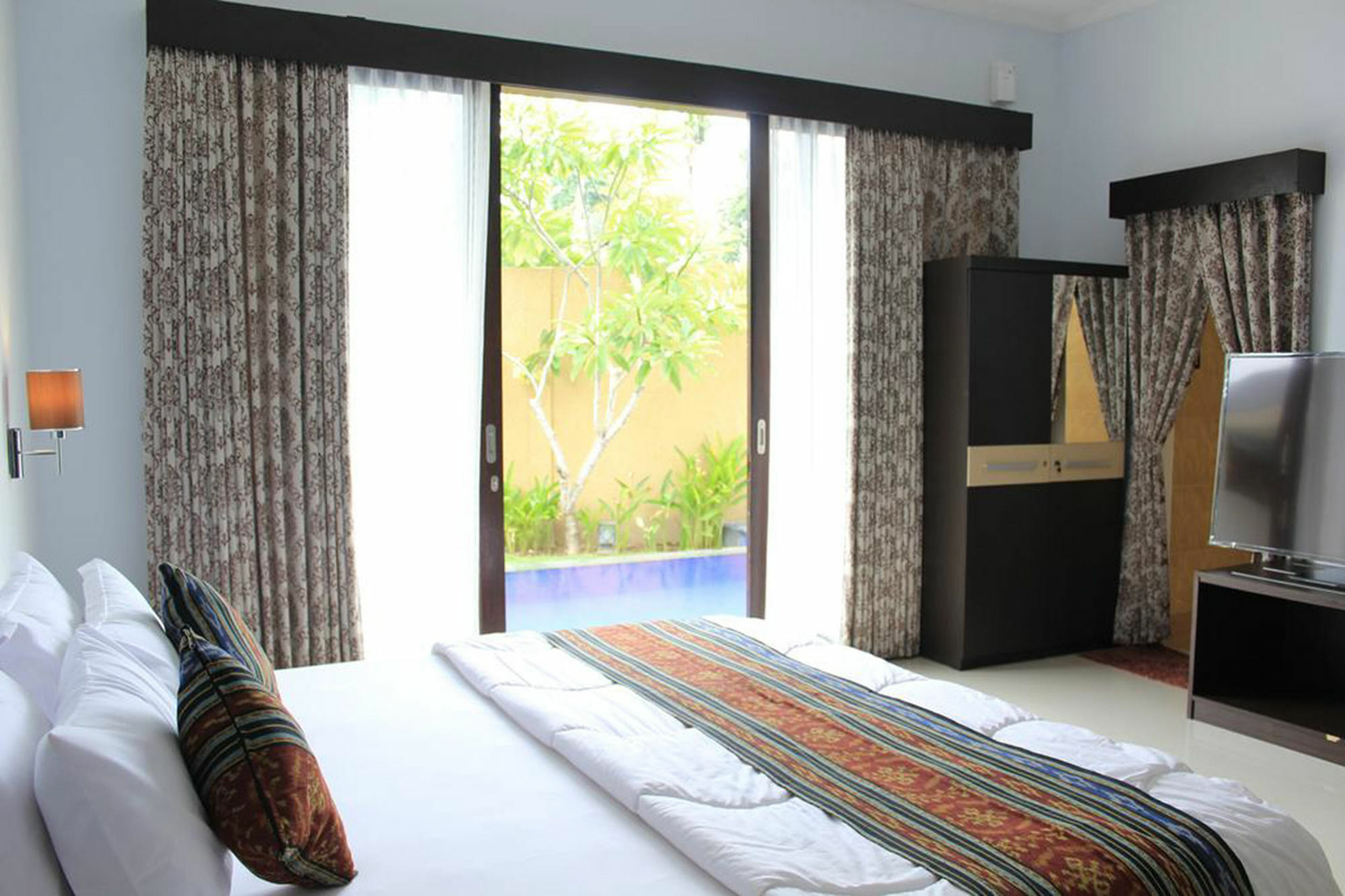 Grand Nismara Villa Seminyak Экстерьер фото